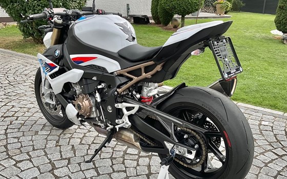Gebrauchtmotorrad BMW S 1000 R - Bild 4 Gebrauchtmotorrad BMW S 1000 R - Bild 4