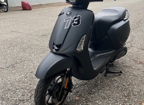 Gebrauchtmotorrad Kymco Like II 125i ABS - Bild 2 Gebrauchtmotorrad Kymco Like II 125i ABS - Bild 2