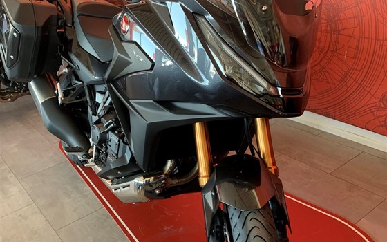 Gebrauchtmotorrad Honda NT1100 DCT Electronic Suspension - Bild 1 Gebrauchtmotorrad Honda NT1100 DCT Electronic Suspension - Bild 1