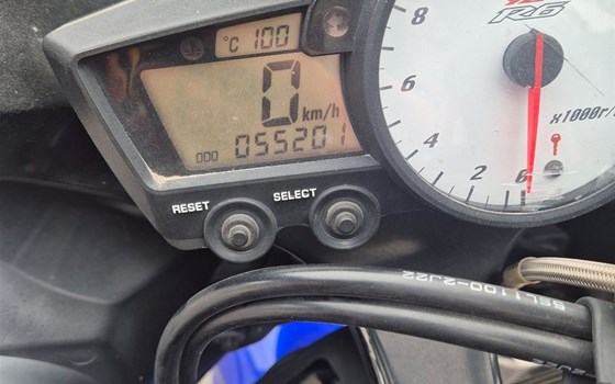 Gebrauchtmotorrad Yamaha YZF-R6 - Bild 3 Gebrauchtmotorrad Yamaha YZF-R6 - Bild 3