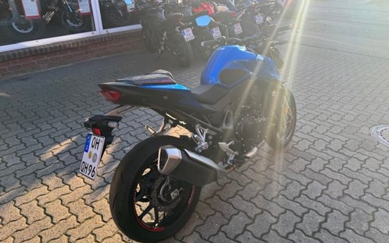 Gebrauchtmotorrad Honda CB750 Hornet - Bild 3