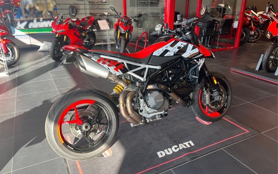 Gebrauchtmotorrad Ducati Hypermotard 950 RVE - Bild 3