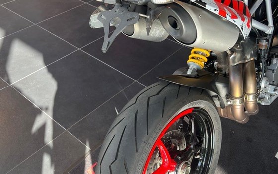 Gebrauchtmotorrad Ducati Hypermotard 950 RVE - Bild 4