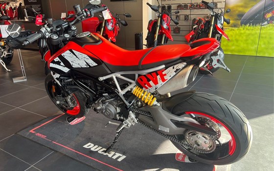 Gebrauchtmotorrad Ducati Hypermotard 950 RVE - Bild 9
