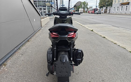 Neufahrzeug Piaggio Beverly 400 S - Bild 5 Neufahrzeug Piaggio Beverly 400 S - Bild 5