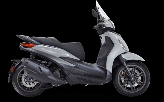 Neufahrzeug Piaggio Beverly 400 S - Bild 8 Neufahrzeug Piaggio Beverly 400 S - Bild 8