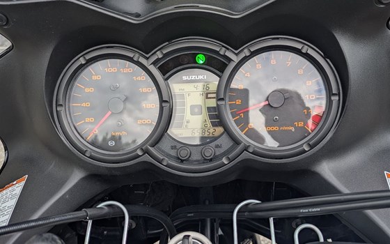 Gebrauchtmotorrad Suzuki V-Strom 650 - Bild 5 Gebrauchtmotorrad Suzuki V-Strom 650 - Bild 5