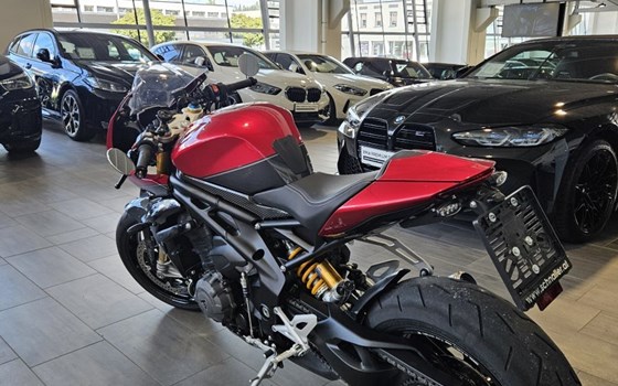 Gebrauchtmotorrad Triumph Speed Triple 1200 RR - Bild 3