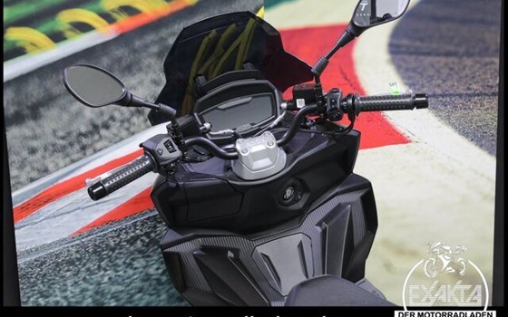 Neufahrzeug Aprilia SR GT Replica 125 - Bild 12