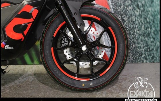 Neufahrzeug Aprilia SR GT Replica 125 - Bild 22