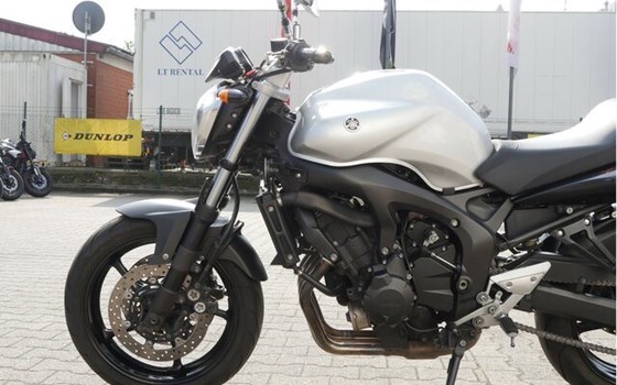 Gebrauchtmotorrad Yamaha FZ6 S2 - Bild 10