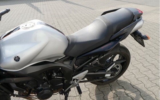 Gebrauchtmotorrad Yamaha FZ6 S2 - Bild 13