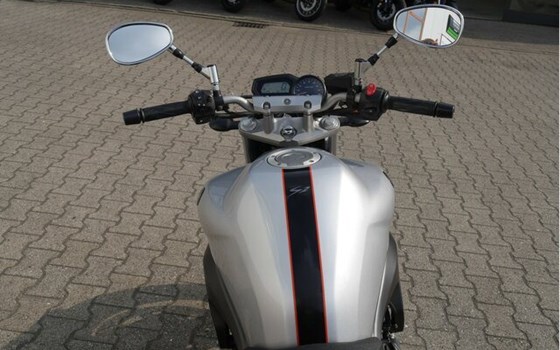 Gebrauchtmotorrad Yamaha FZ6 S2 - Bild 15