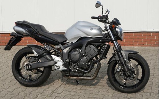 Gebrauchtmotorrad Yamaha FZ6 S2 - Bild 3