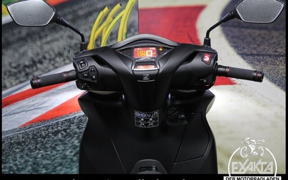 Gebrauchtmotorrad Honda SH350i - Bild 9