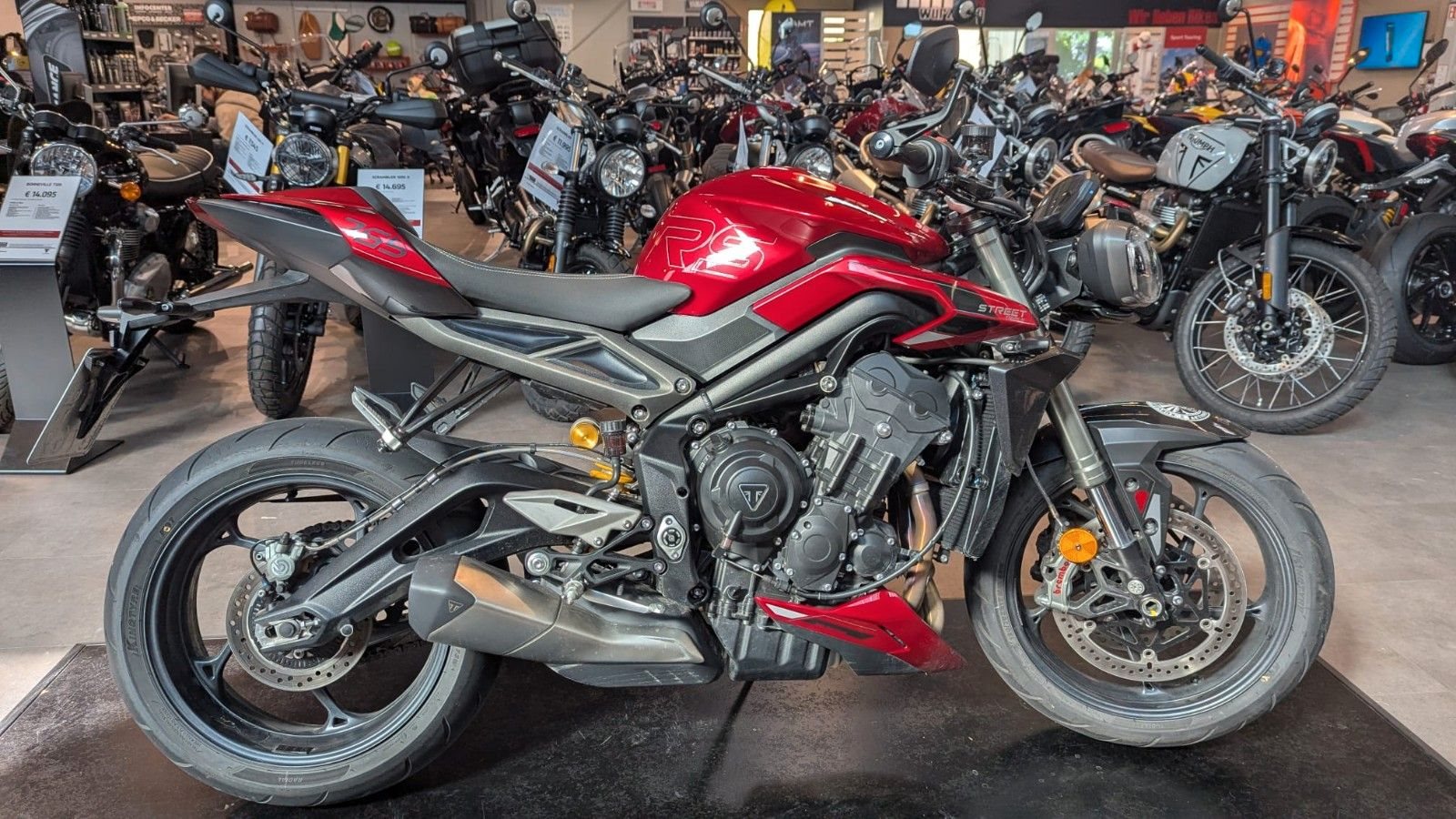 Triumph Street Triple 765 RS 