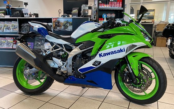 Gebrauchtmotorrad Kawasaki Ninja ZX-4RR 40th Anniversary Edition - Bild 1