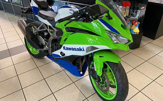 Gebrauchtmotorrad Kawasaki Ninja ZX-4RR 40th Anniversary Edition - Bild 3