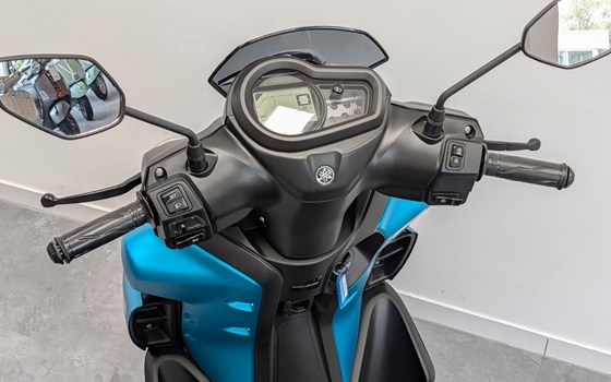 Gebrauchtmotorrad Yamaha RayZR - Bild 5