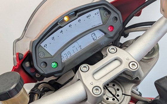 Gebrauchtmotorrad Ducati Monster 1100 - Bild 6