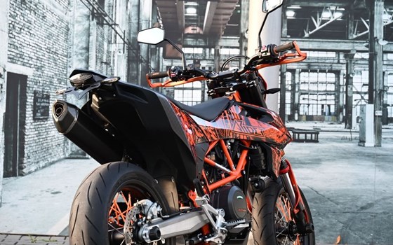 Gebrauchtmotorrad KTM 690 SMC R - Bild 12