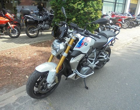 zum Vergrössern bitte anklicken!