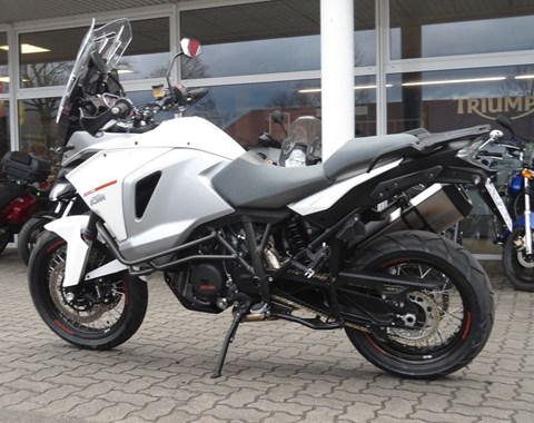 zum Vergrössern bitte anklicken!