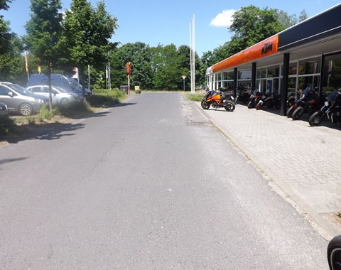 zum Vergrössern bitte anklicken!