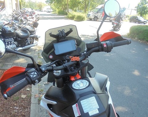 zum Vergrössern bitte anklicken!