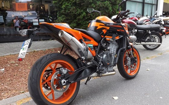 Neufahrzeug KTM 890 Duke GP - Bild 4