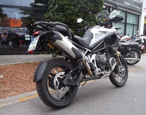 zum Vergrössern bitte anklicken!