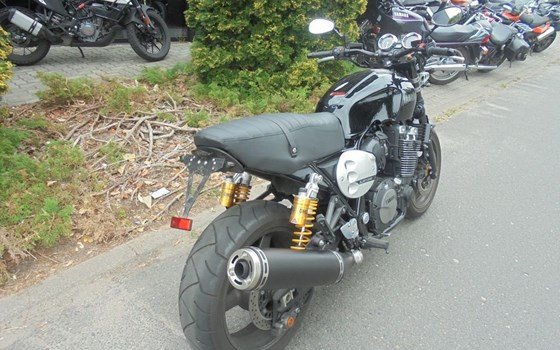 Gebrauchtmotorrad Yamaha XJR 1300 - Bild 3