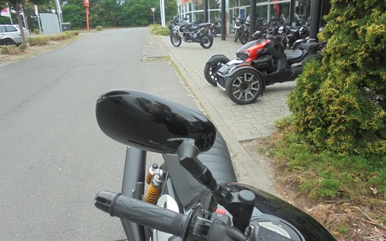 Gebrauchtmotorrad Yamaha XJR 1300 - Bild 9