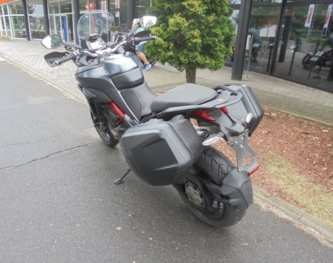 zum Vergrössern bitte anklicken!