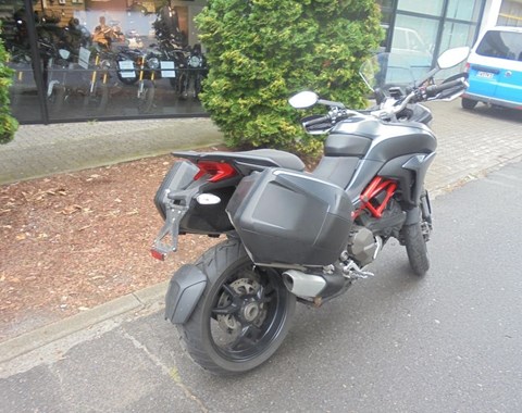 zum Vergrössern bitte anklicken!