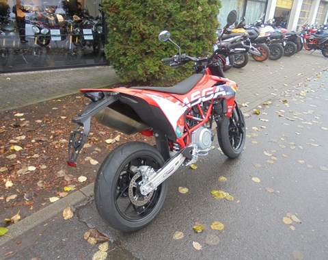 zum Vergrössern bitte anklicken!