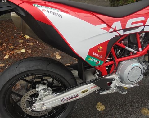 zum Vergrössern bitte anklicken!