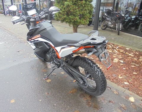 zum Vergrössern bitte anklicken!