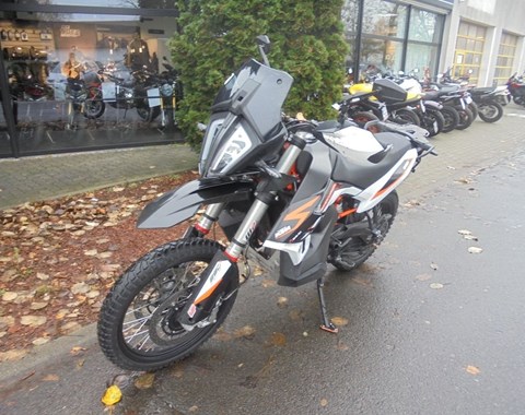 zum Vergrössern bitte anklicken!