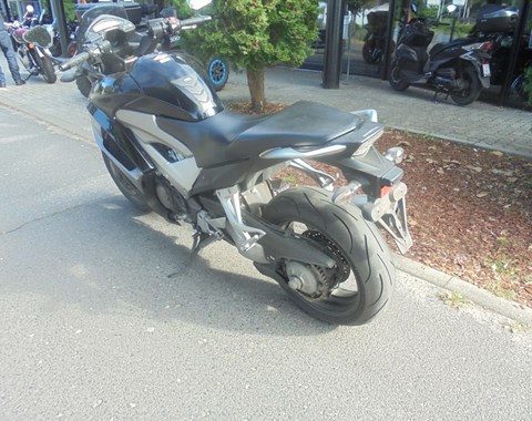 zum Vergrössern bitte anklicken!