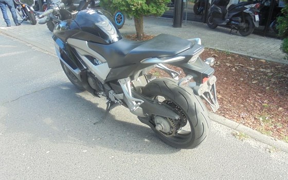 Gebrauchtmotorrad Honda VFR800X Crossrunner - Bild 10