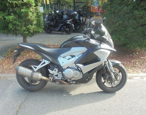 zum Vergrössern bitte anklicken!