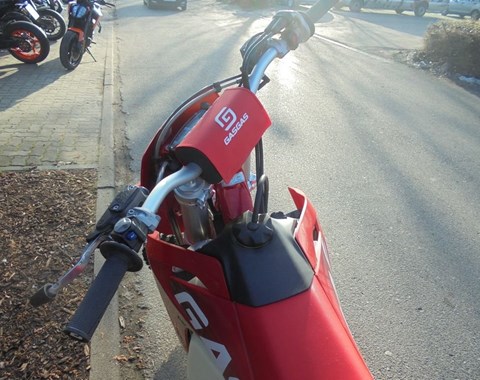 zum Vergrössern bitte anklicken!