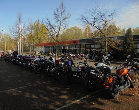 zum Vergrössern bitte anklicken!