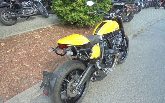 Gebrauchtmotorrad Ducati Scrambler Full Throttle - Bild 4