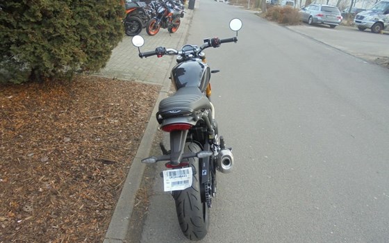 Gebrauchtmotorrad Triumph Speed 400 - Bild 4