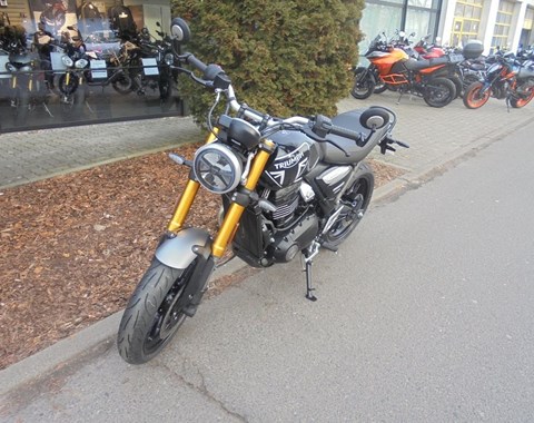 zum Vergrössern bitte anklicken!