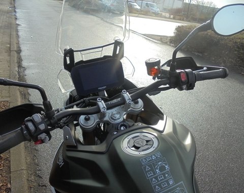 zum Vergrössern bitte anklicken!