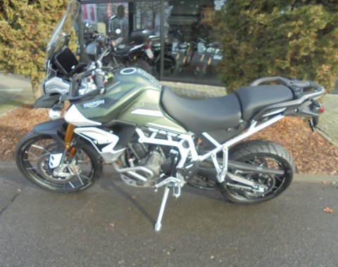 zum Vergrössern bitte anklicken!