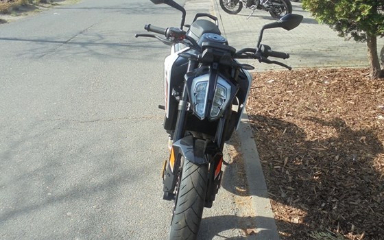 Gebrauchtmotorrad KTM 790 Duke L - Bild 5